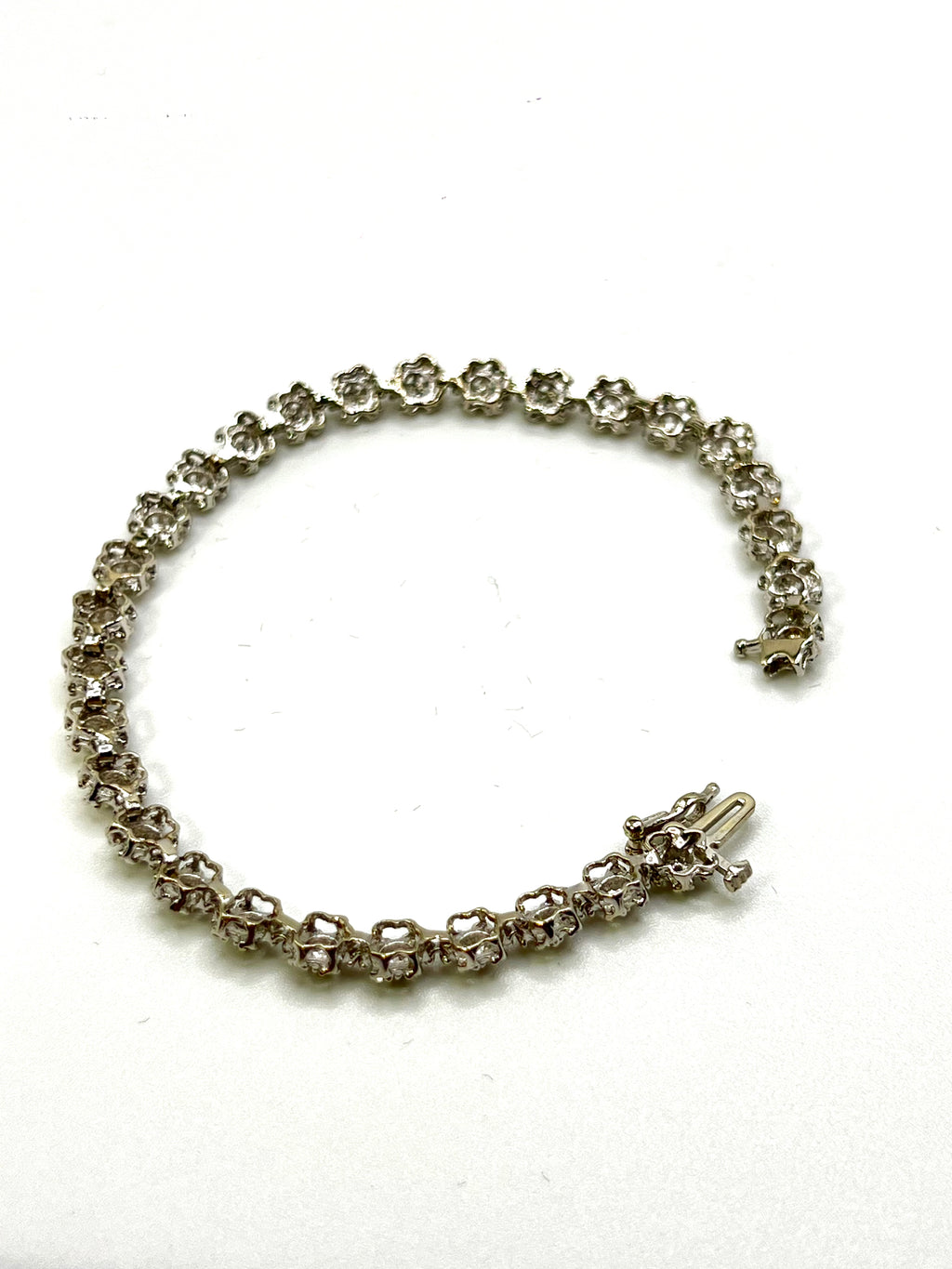 Natural Diamonds bracelet gold 10k - diamonds clubs llc