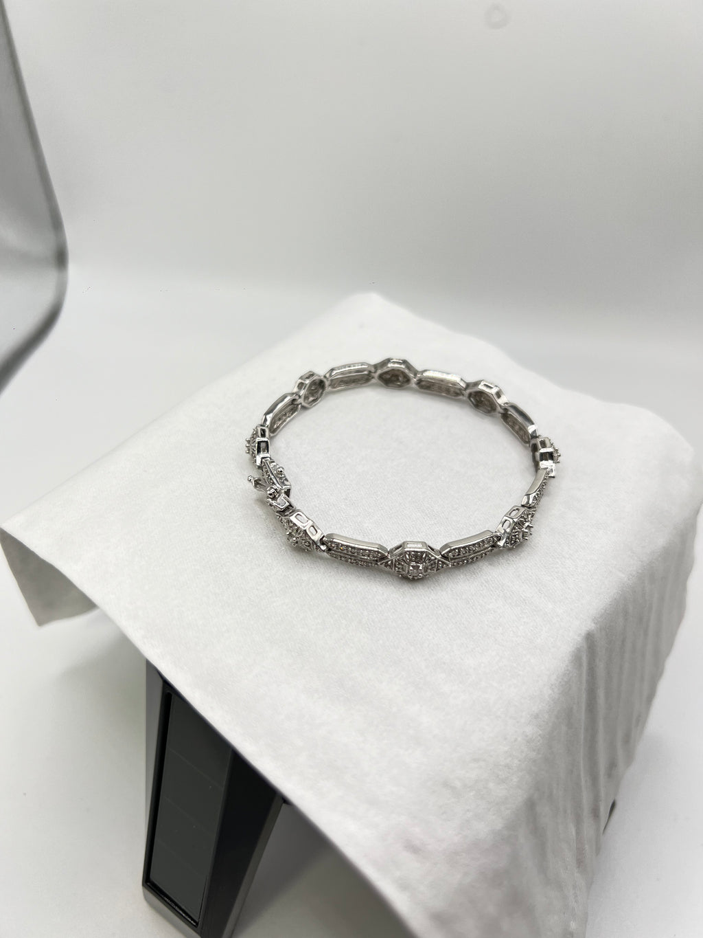 Natural diamonds 3.5 carat bracelet white gold 10k $5950 - diamonds clubs llc
