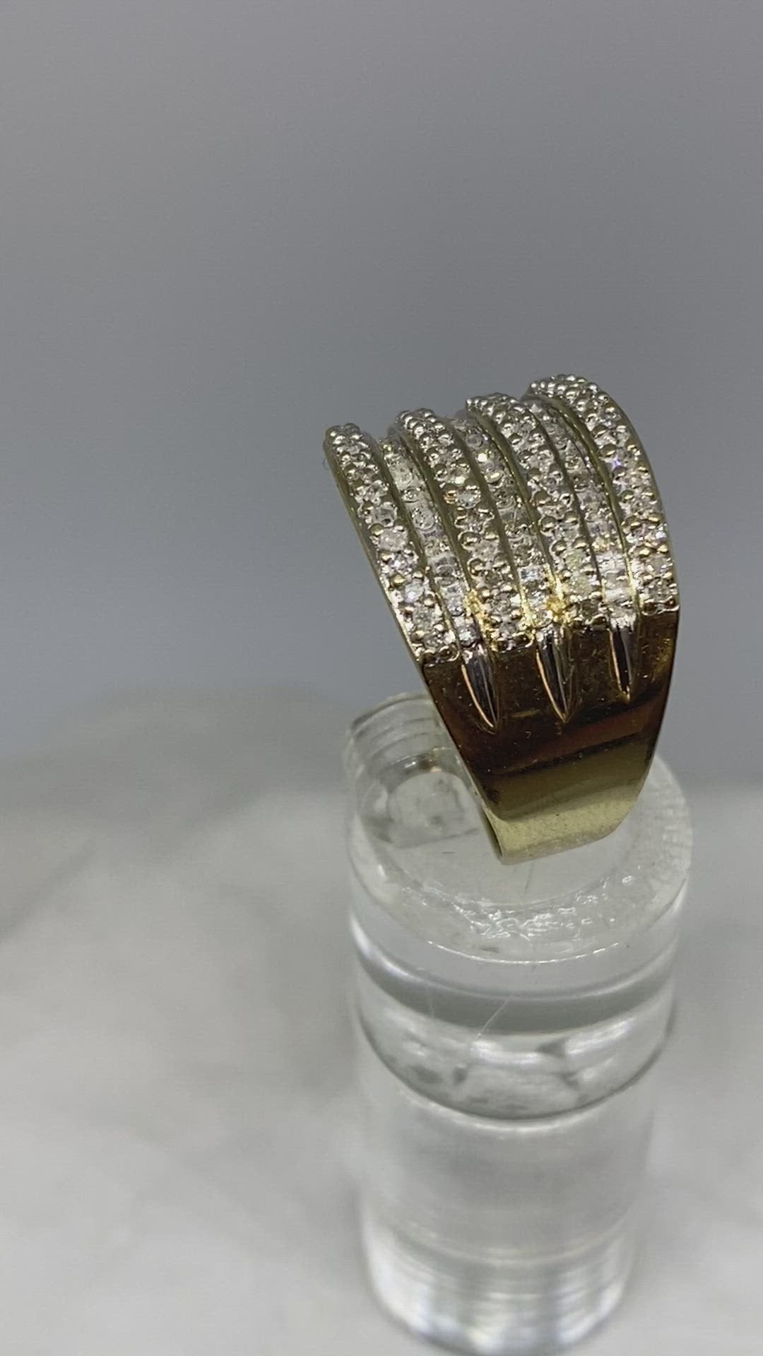 Real diamonds ring