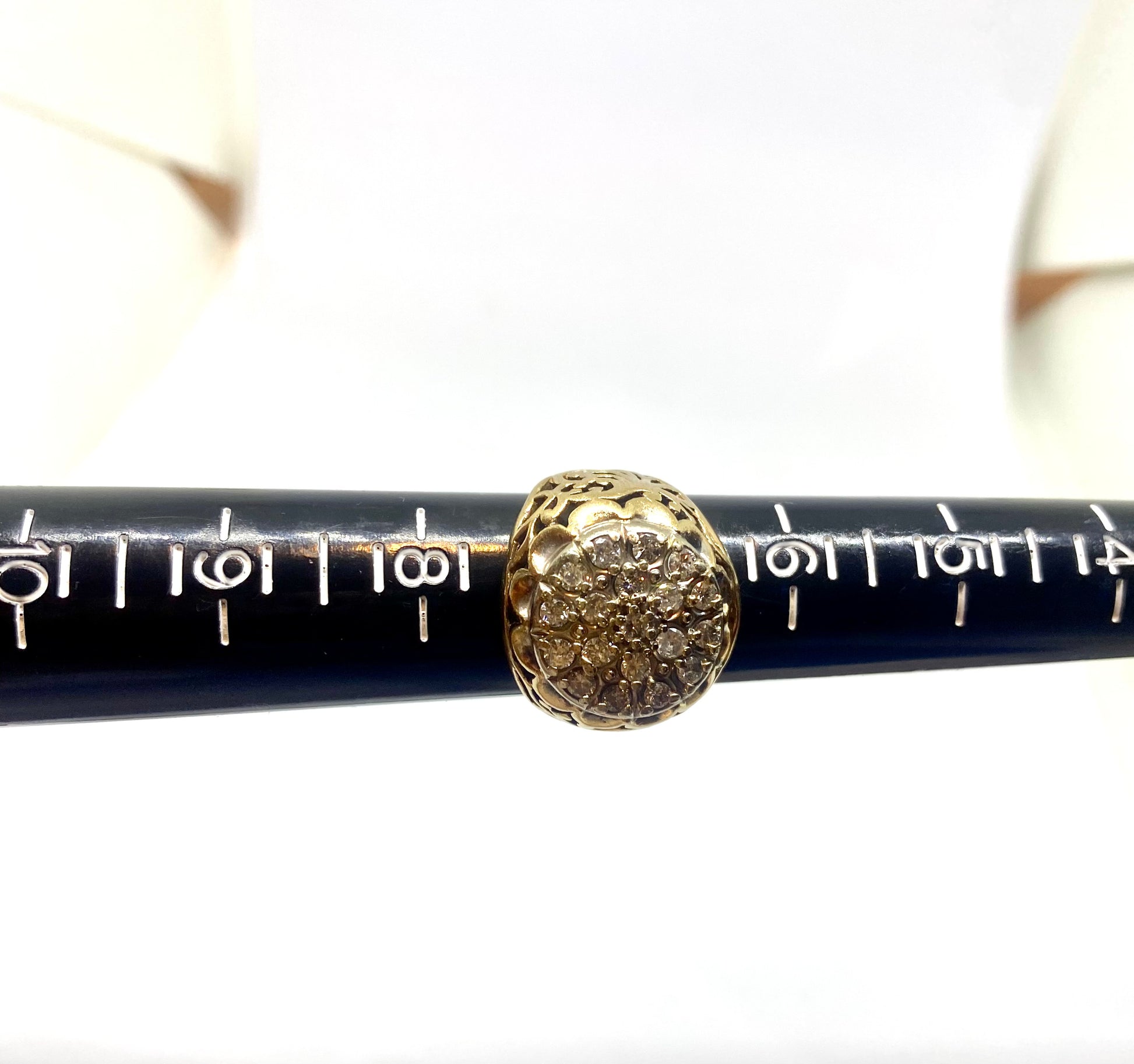 Genuine Diamonds ring solid gold 10k - diamonds clubs llc